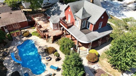 Tiny photo for 521 N LOCUST Street, Flora, IL 62839 (MLS # EB460551)