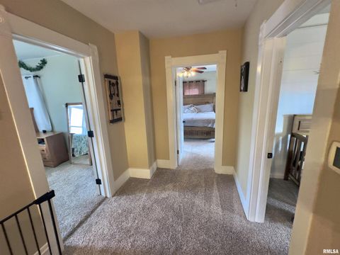 Tiny photo for 521 N LOCUST Street, Flora, IL 62839 (MLS # EB460551)