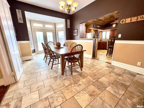 Tiny photo for 521 N LOCUST Street, Flora, IL 62839 (MLS # EB460551)