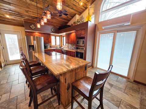 Tiny photo for 521 N LOCUST Street, Flora, IL 62839 (MLS # EB460551)