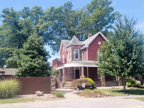 Tiny photo for 521 N LOCUST Street, Flora, IL 62839 (MLS # EB460551)