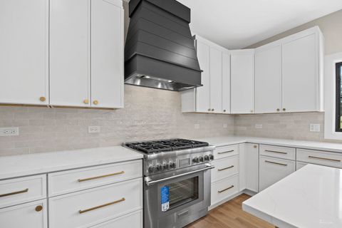 Tiny photo for 877 Wescott Road, Bolingbrook, IL 60440 (MLS # 12482139)