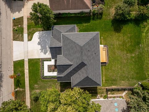 Tiny photo for 877 Wescott Road, Bolingbrook, IL 60440 (MLS # 12482139)