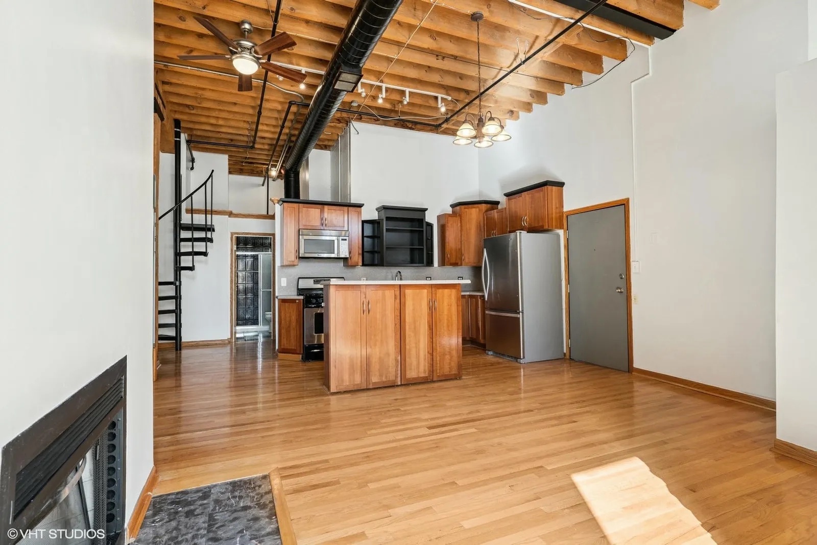 525 N Halsted Street 408