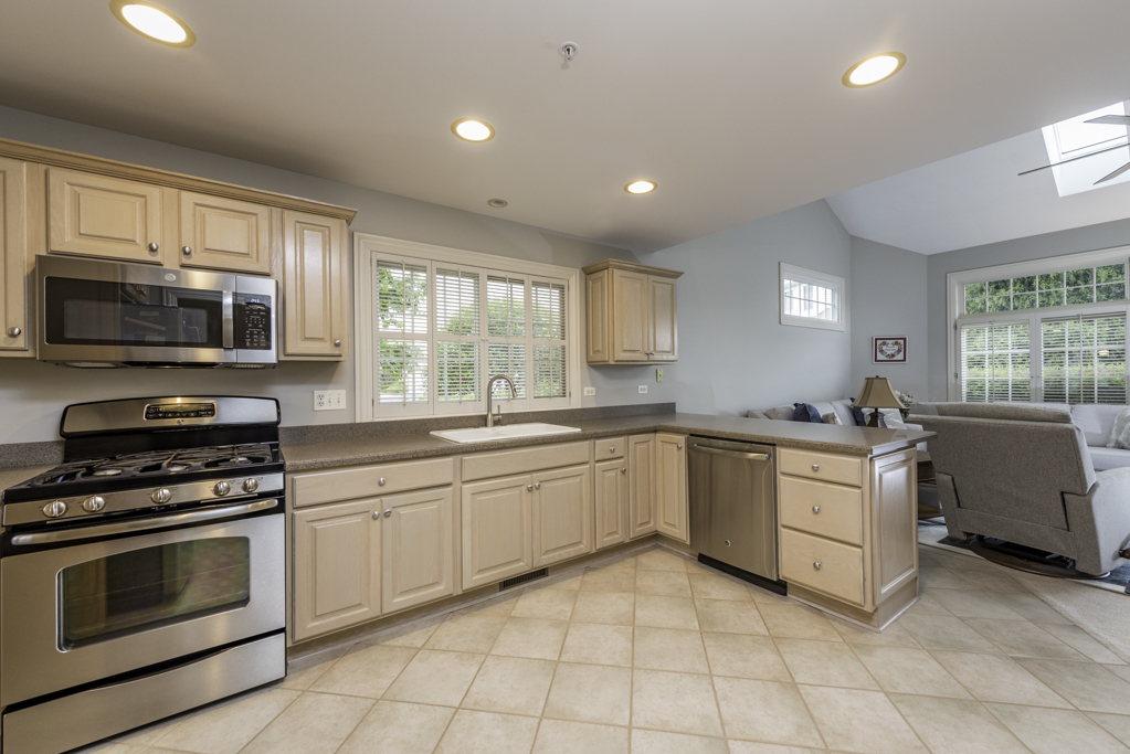 32958 N Stone Manor Drive