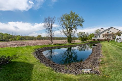 Tiny photo for 32958 N Stone Manor Drive, Grayslake, IL 60030 (MLS # 12626736)