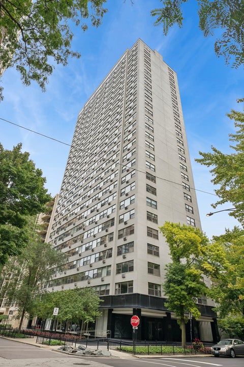 Photo of 1445 N State Parkway #2205, Chicago, IL 60610 (MLS # 12755036)