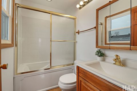 Tiny photo for 34 E Harbor Drive, Lake Zurich, IL 60047 (MLS # 12570705)