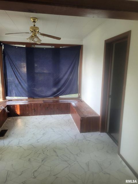 Tiny photo for 509 Lucier Street, Murphysboro, IL 62966 (MLS # EB456713)