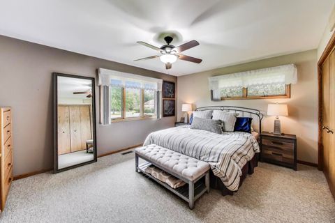 Tiny photo for 3 Jane Court, Hawthorn Woods, IL 60047 (MLS # 12492574)