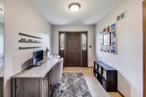 Tiny photo for 3 Jane Court, Hawthorn Woods, IL 60047 (MLS # 12492574)