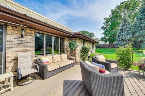 Tiny photo for 3 Jane Court, Hawthorn Woods, IL 60047 (MLS # 12492574)