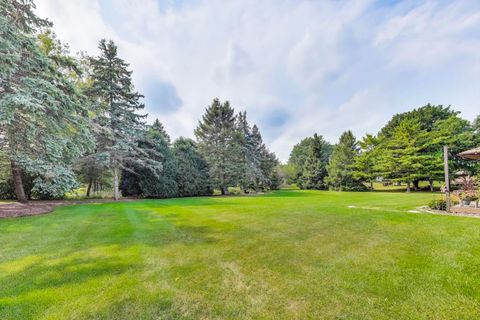 Tiny photo for 3 Jane Court, Hawthorn Woods, IL 60047 (MLS # 12492574)