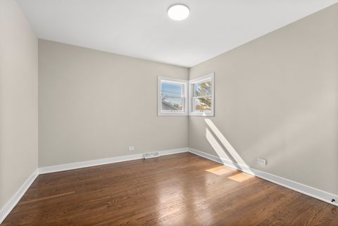 Tiny photo for 9027 27th Street, Brookfield, IL 60513 (MLS # 12578707)