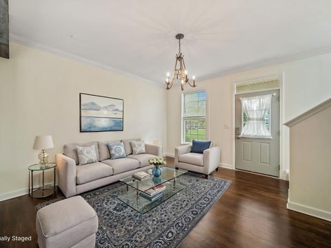 Tiny photo for 3596 Hyde Park Court, Elgin, IL 60124 (MLS # 12590767)