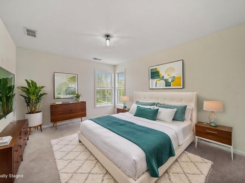 Tiny photo for 3596 Hyde Park Court, Elgin, IL 60124 (MLS # 12590767)