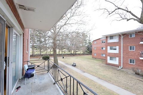 Tiny photo for 10111 Old Orchard Court #203, Skokie, IL 60076 (MLS # 12585166)