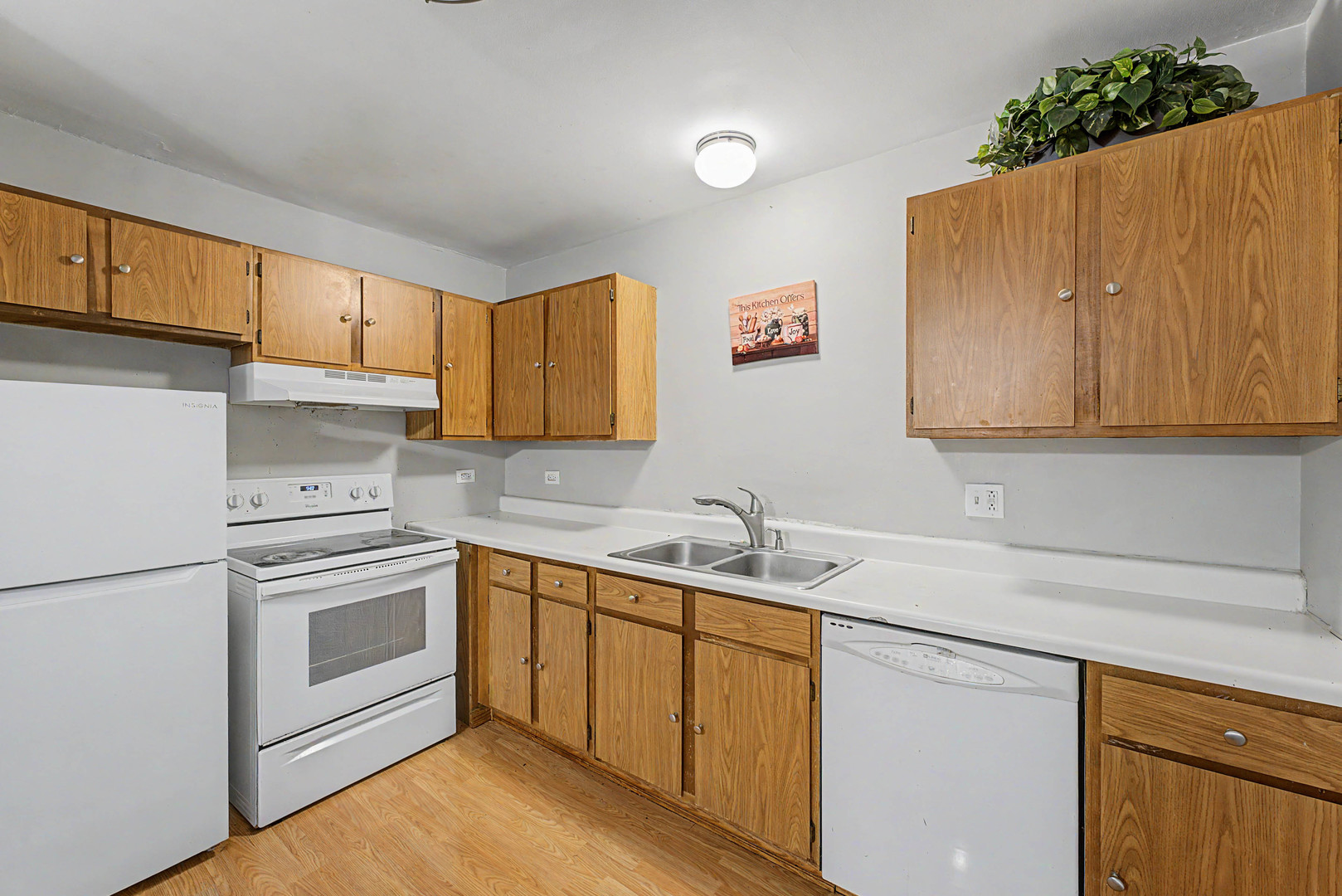 1003 Spruce Street 3B