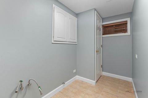 Tiny photo for 5 Whitby Circle, Lincolnshire, IL 60069 (MLS # 12566370)