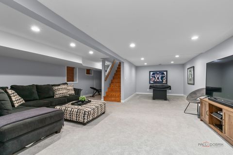 Tiny photo for 5 Whitby Circle, Lincolnshire, IL 60069 (MLS # 12566370)