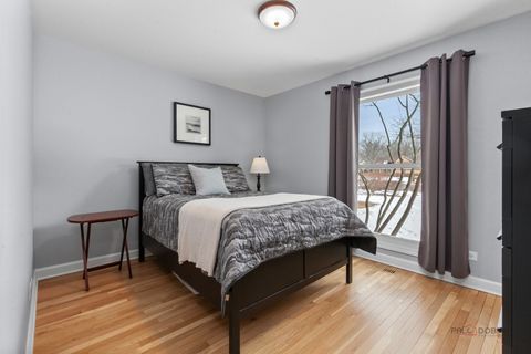 Tiny photo for 5 Whitby Circle, Lincolnshire, IL 60069 (MLS # 12566370)