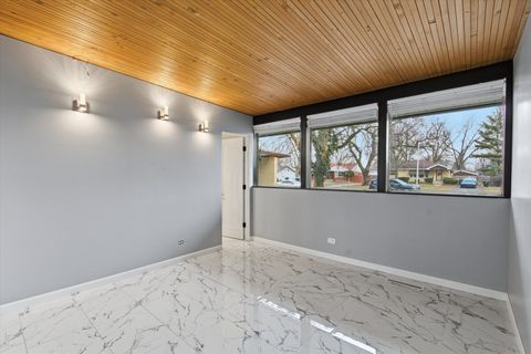 Tiny photo for 255 E 170TH Street, South Holland, IL 60473 (MLS # 12541415)