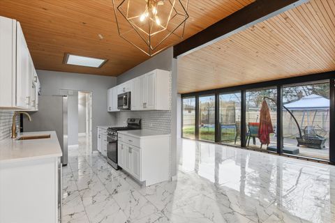 Tiny photo for 255 E 170TH Street, South Holland, IL 60473 (MLS # 12541415)