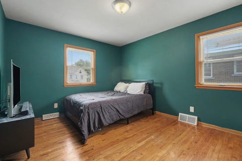 Tiny photo for 809 6th Avenue S, Clinton, IA 52732 (MLS # 12738721)