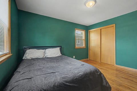 Tiny photo for 809 6th Avenue S, Clinton, IA 52732 (MLS # 12738721)