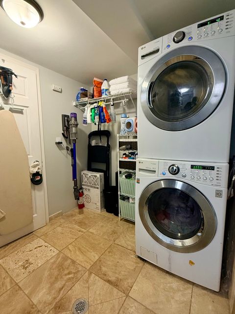 Tiny photo for 563 Coolidge Avenue, Glen Ellyn, IL 60137 (MLS # 12615761)