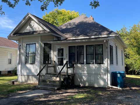 Tiny photo for 907 E Madison Street, Pontiac, IL 61764 (MLS # 12474746)