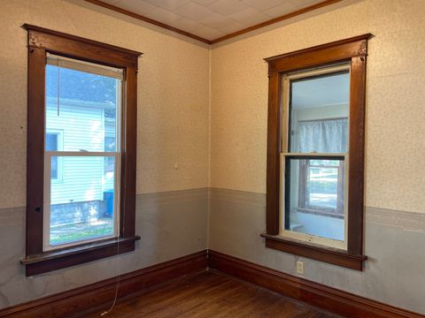 Tiny photo for 907 E Madison Street, Pontiac, IL 61764 (MLS # 12474746)