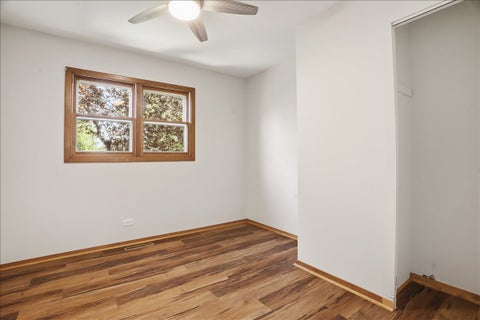 Tiny photo for 1707 Cherrywood Lane, Lindenhurst, IL 60046 (MLS # 12644415)