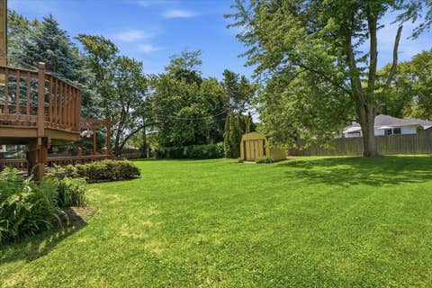 Tiny photo for 1707 Cherrywood Lane, Lindenhurst, IL 60046 (MLS # 12644415)