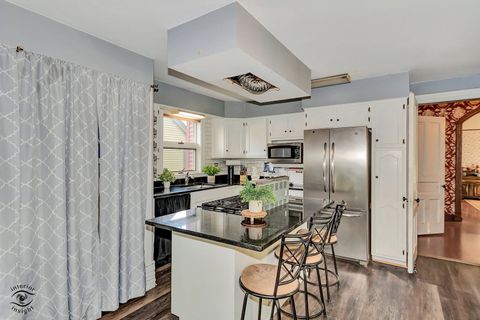 Tiny photo for 9402 Sproat Avenue, Oak Lawn, IL 60453 (MLS # 12507699)