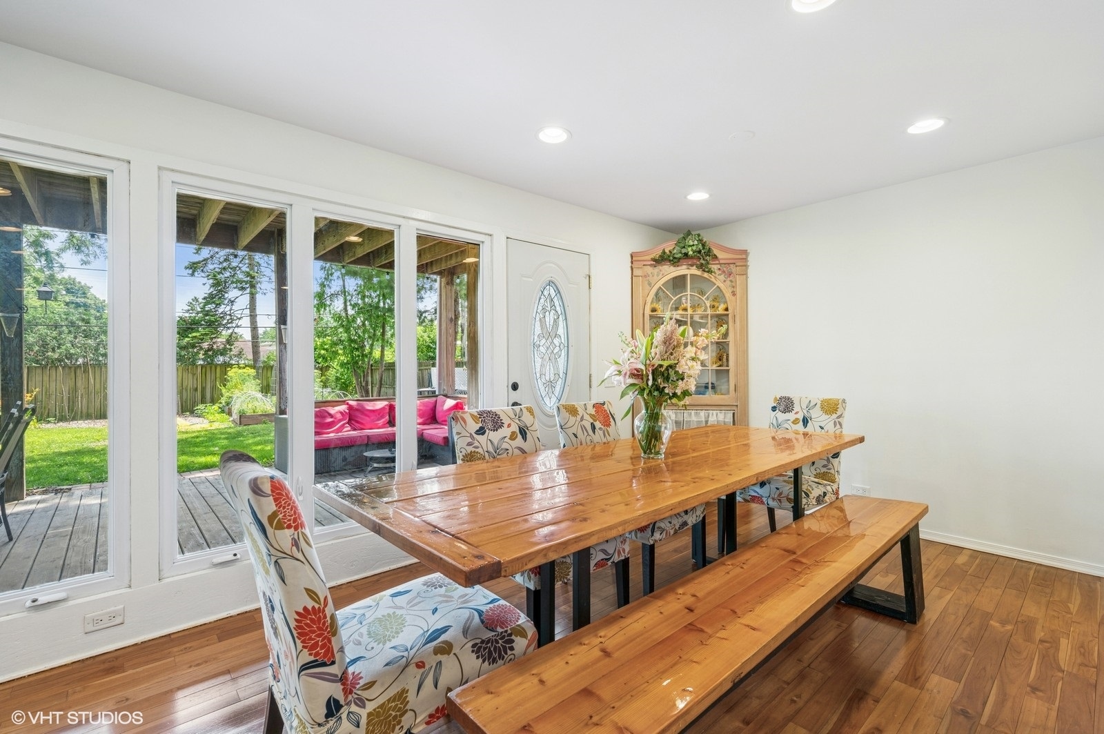 1347 LONDON Lane
