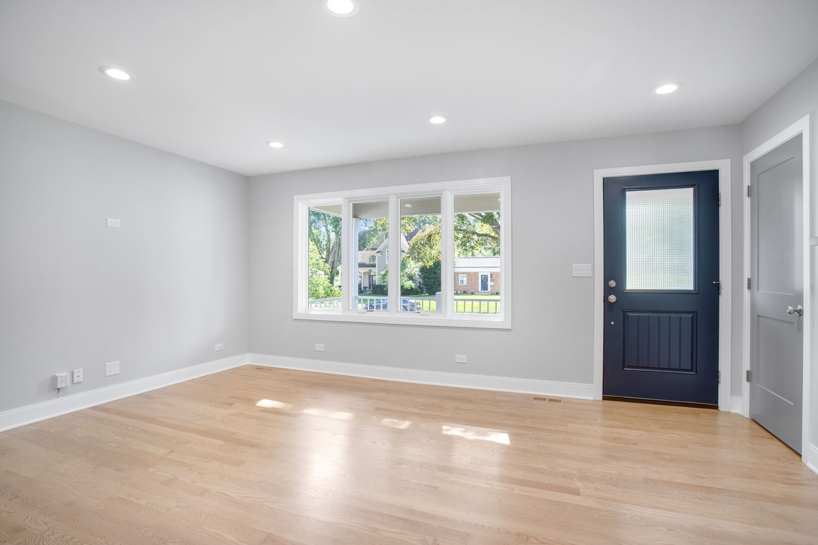 1113 S Gables Boulevard