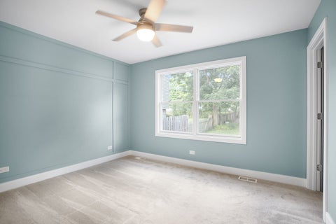 Tiny photo for 1113 S Gables Boulevard, Wheaton, IL 60189 (MLS # 12734570)