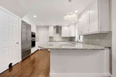 Tiny photo for 312 Rosewood Avenue, Winnetka, IL 60093 (MLS # 12557569)