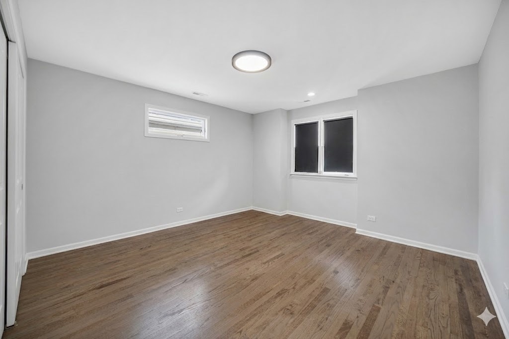 3322 N Pittsburgh Avenue