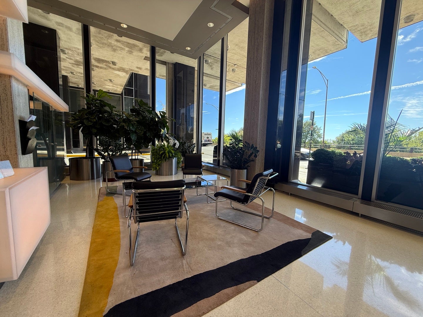 400 E RANDOLPH Street 3302