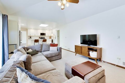 Tiny photo for 2936 Halifax Avenue, Westchester, IL 60154 (MLS # 12607092)