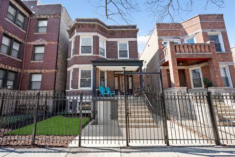 4704 N Troy Street Chicago IL 60625