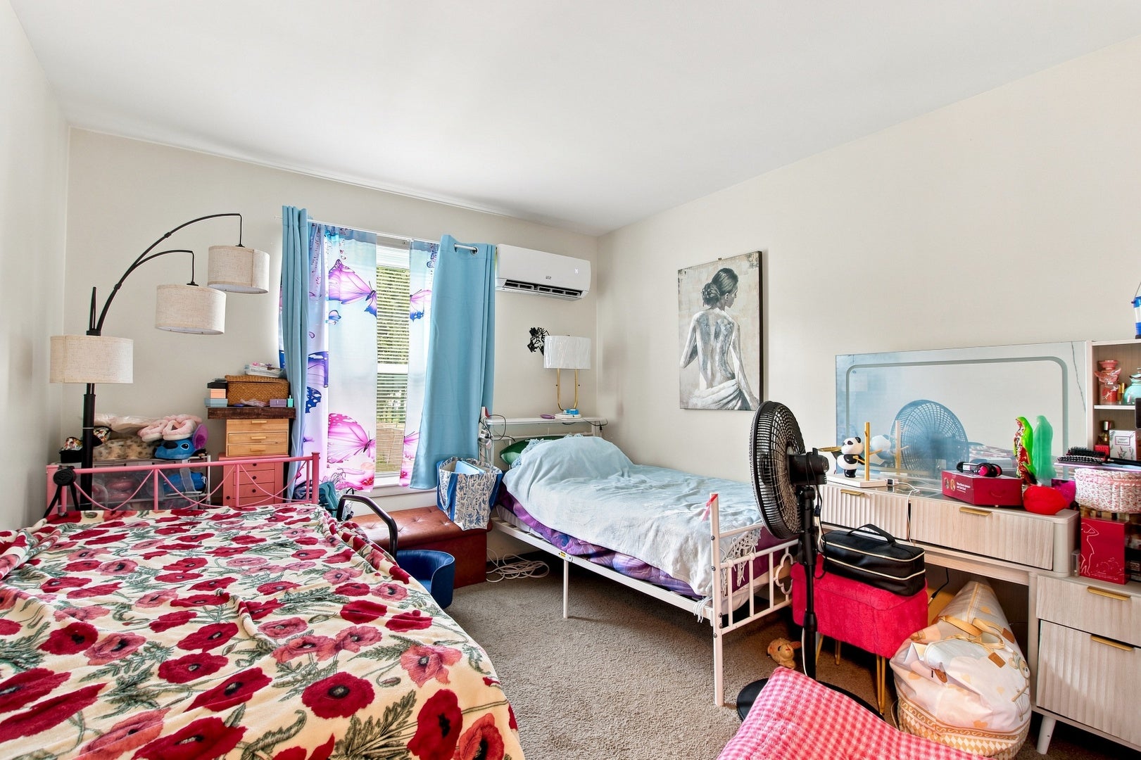 1672 Evergreen Avenue