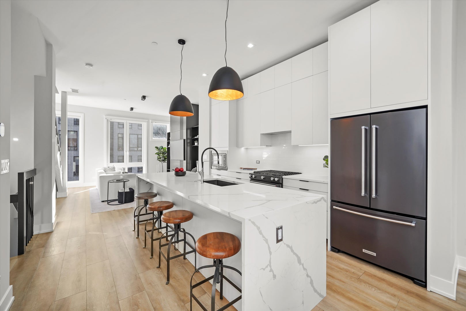4240 W Belmont Avenue