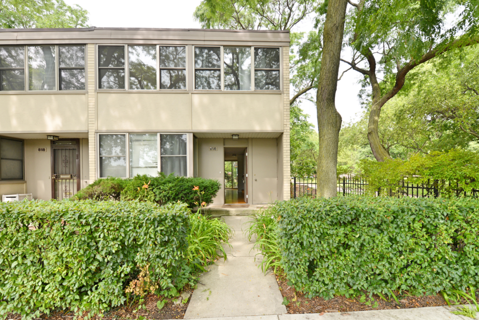 816 S Ada Street