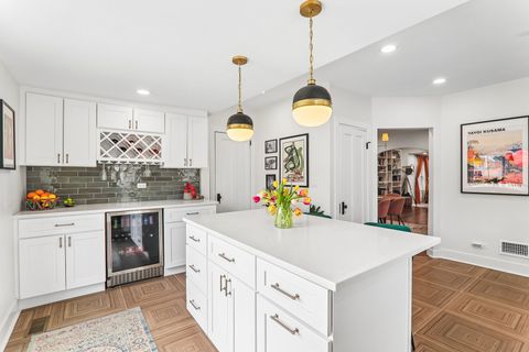 Tiny photo for 5435 N Lieb Avenue, Chicago, IL 60630 (MLS # 12606428)