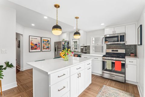 Tiny photo for 5435 N Lieb Avenue, Chicago, IL 60630 (MLS # 12606428)