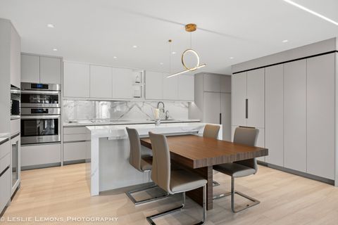 Tiny photo for 2 Oak Brook Club Drive #C303, Oak Brook, IL 60523 (MLS # 12599625)