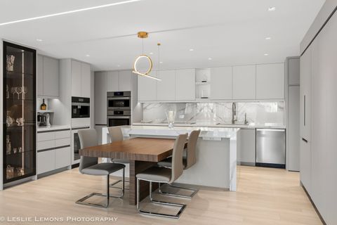 Tiny photo for 2 Oak Brook Club Drive #C303, Oak Brook, IL 60523 (MLS # 12599625)